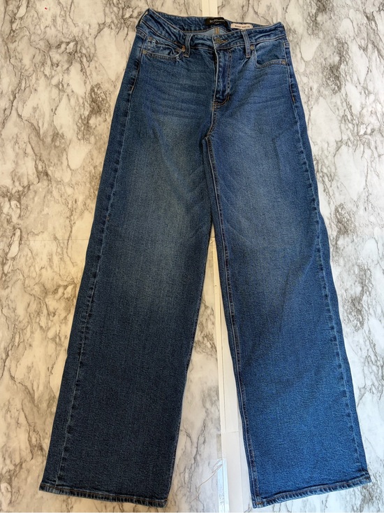BCBGeneration Denim - BCBGeneration Wide-Leg Blue Denim Jeans size 3/26 99% cotton
